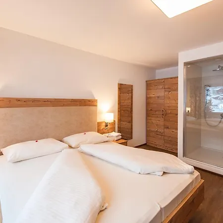 Larinmos 레르모스